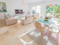 Půdorys ubytování VACATION MARBELLA I Los Pinos, Elegant and Bright Townhouse, The family Golf Getaway, 5 minutes from Puerto Banus, Security Night time