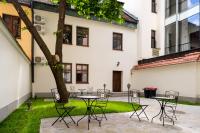 Vonkajšia záhrada v ubytovaní P&J Holiday Houses