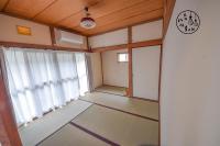 ベーグル屋企画の民泊 ハルちゃん l Guest House Produced By Haruchan Bagel Shop 制限有り無料駐車場付きにあるベッド
