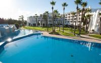 L'Orient Palace Resort and Spaの敷地内または近くにあるプール