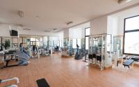 L'Orient Palace Resort and Spaにあるフィットネスセンターまたはフィットネス設備