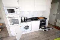 A kitchen or kitchenette at Apartamento Mediterraneo