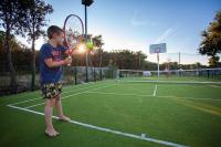 Tenis a/nebo squash v ubytování Apartments Lopari nebo okolí