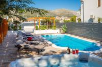 Plán poschodí v ubytovaní Luxury Villa Citadella with Pool