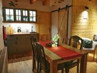 Kuchyňa alebo kuchynka v ubytovaní Apartament Zielone Okiennice