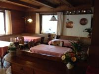 A seating area at Haus Garni Luggi Leitner
