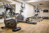 Posilňovňa alebo fitness centrum v ubytovaní Akti Beach Club
