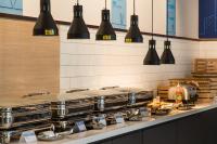 Nhà bếp/bếp nhỏ tại Holiday Inn Express Shenzhen Haiyuan City by IHG