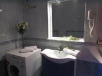 A bathroom at Flat with large terrace to enjoy the sun