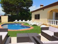 Bazén v ubytování Villa Esperanza 4bedroom villa with air-conditioning & private swimming pool nebo v jeho okolí
