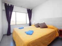 Posteľ alebo postele v izbe v ubytovaní Apartment Roses Holiday Center-2 by Interhome