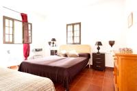 Posteľ alebo postele v izbe v ubytovaní Spacious Villa in Conil de Frontera with Private Pool