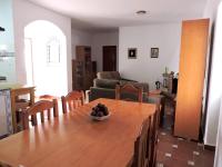 Posedenie v ubytovaní Spacious Villa in Conil de Frontera with Private Pool