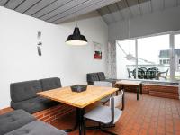 Posezení v ubytování Apartment Brovst II