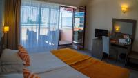 Postel nebo postele na pokoji v ubytování Park Hotel Odessos - All Inclusive