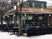 El edificio en el que está el bed and breakfast