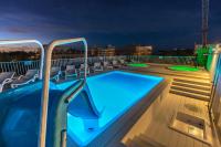 Basen w obiekcie Ciccio Hotel lub w pobliżu