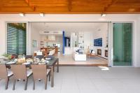 Plán poschodí v ubytovaní Luxury Seafront Villa Brela Pride with private heated pool at the beach in Brela - Baska Voda