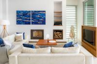 Posedenie v ubytovaní Luxury Seafront Villa Brela Pride with private heated pool at the beach in Brela - Baska Voda