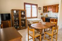 A kitchen or kitchenette at Casetta Delle Allodole
