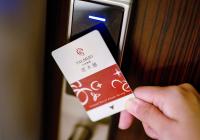 Talmud Hotel Tainanに飾ってある許可証、賞状、看板またはその他の書類