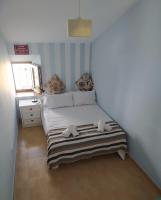 Łóżko lub łóżka w pokoju w obiekcie Apartamento Santa Ana Ronda