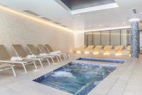 The swimming pool at or close to Hotel Samos