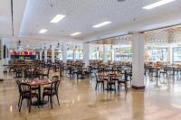 A restaurant or other place to eat at Hotel Samos