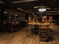 Restoran või mõni muu söögikoht majutusasutuses Ankawa Royal Hotel & Spa