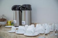 Kaffe- og tefaciliteter på Hotel e Pousada Flor do Juá