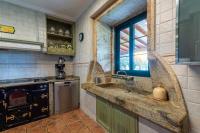 Kuchyň nebo kuchyňský kout v ubytování Hotel - Casa de Turismo Rural Dugium