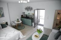 Kuchyňa alebo kuchynka v ubytovaní Rába Apartman House
