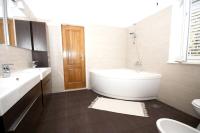 Půdorys ubytování Spacious apartment in Žrnovo with shared pool 100 m²