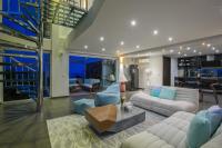 Panoramic Duplex Studioにあるシーティングエリア