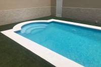 Bazén v ubytovaní Mar&Mar, apartamento con solárium y piscina alebo v jeho blízkosti