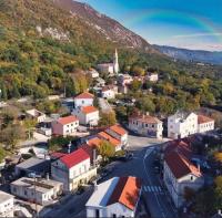 Výhľad na hory alebo výhľad na hory priamo z apartmánu