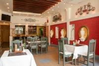 Nhà hàng/khu ăn uống khác tại Maya Manor Boutique Hotel by KGH Group