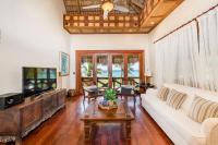 TV a/nebo společenská místnost v ubytování Ocean View Villa - Best Caribbean Vacation