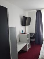 TV a/nebo společenská místnost v ubytování Hotel und Restaurant Rosenkranz