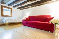Posedenie v ubytovaní CA CICOGNA air conditioning and fast WiFi, central location apartment