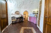 A kitchen or kitchenette at Apartamentos Montesclaros