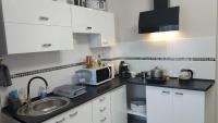 Kuchyňa alebo kuchynka v ubytovaní Apartamenty gościnne na szlaku