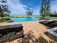 Bazén v ubytování AMARA Pool Villa at Boulevard Tuscany ChaAm HuaHin nebo v jeho okolí