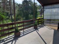 Balkón alebo terasa v ubytovaní Forest Villa