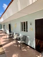 Arubiana Inn Hotelにあるバルコニーまたはテラス