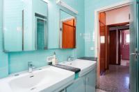 Plán poschodí v ubytovaní Pool House Barcelona
