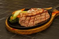 Jídlo v hotelu nebo okolí