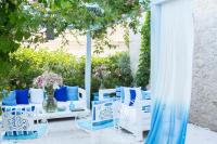 Posezení v ubytování Alura Hotel
