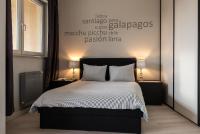 Posteľ alebo postele v izbe v ubytovaní apartamenty-wroc Old Town Residence