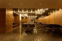 Un restaurante u otro lugar para comer en The Ornate